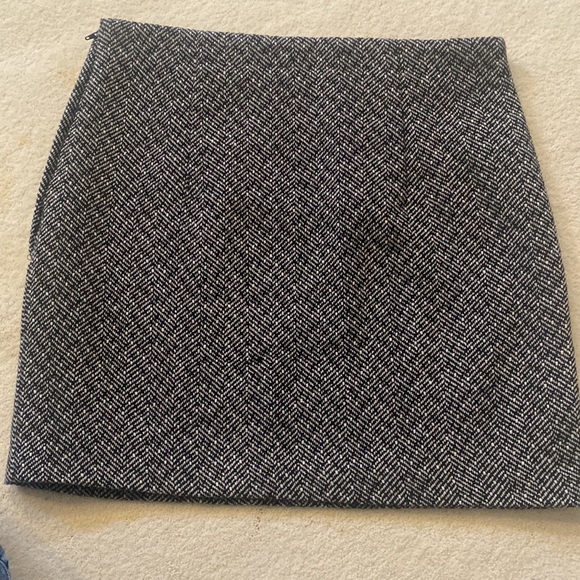 H&M mini skirt size 8 - Picture 3 of 7
